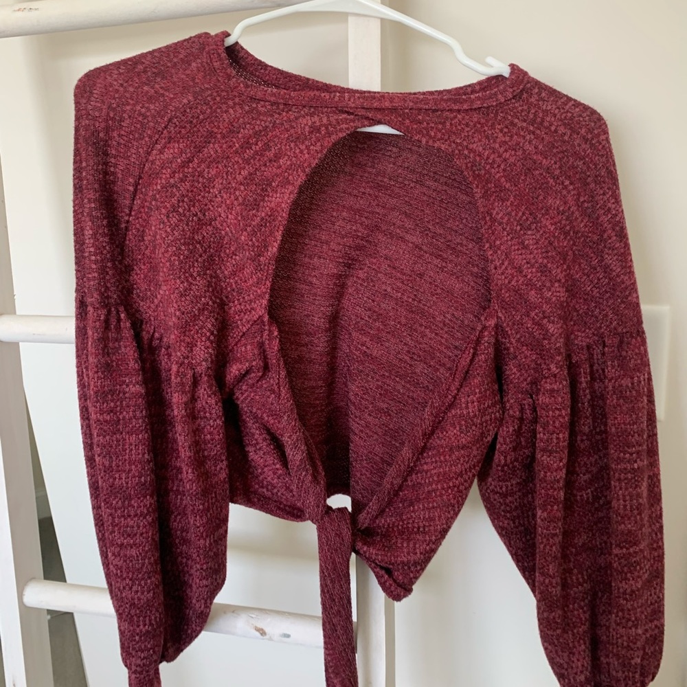 Sweater crop top size small never worn